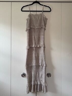 Mable Esme Smocking Detailed MIDI Dress Size Medium